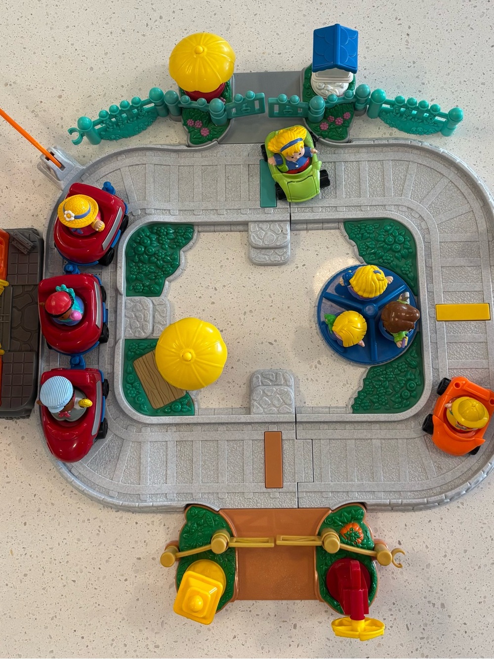 Little People- Train Set (no sound) - Picture 1 of 9